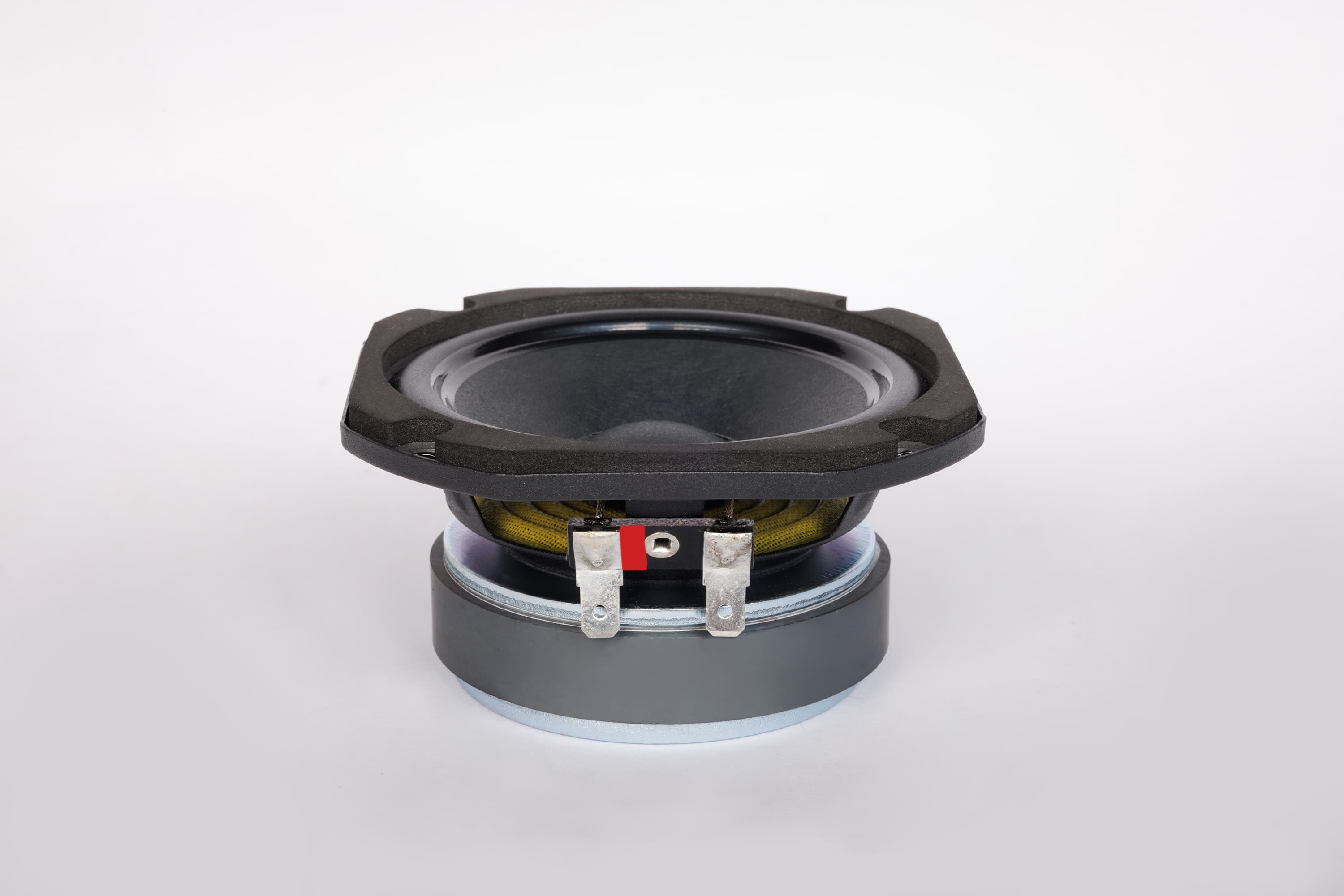 Lavoce FSF041.00 4 inch 8 ohm loudspeaker driver view 2