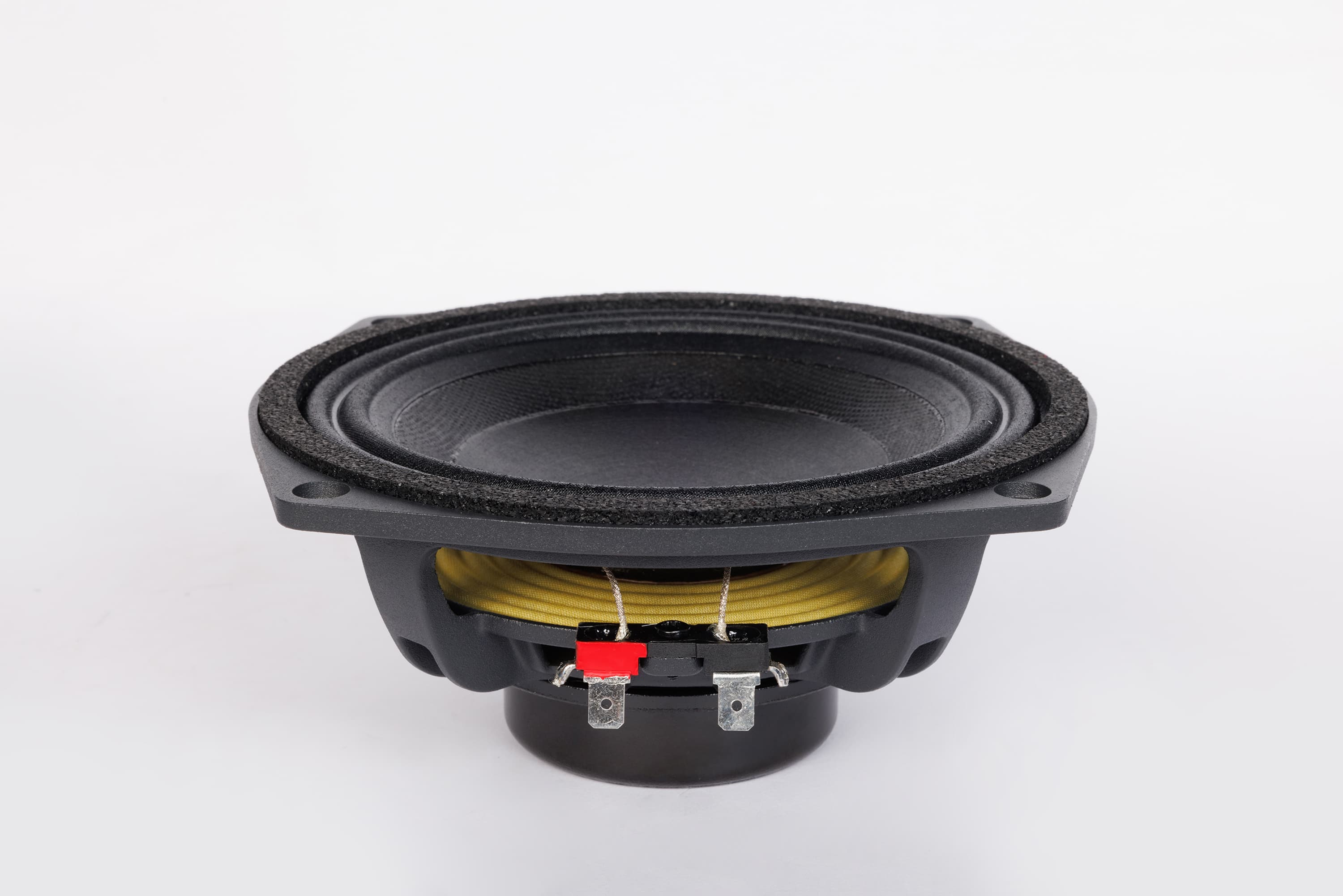 Lavoce MAN062.00 6.5 inch 8 ohm loudspeaker driver view 2