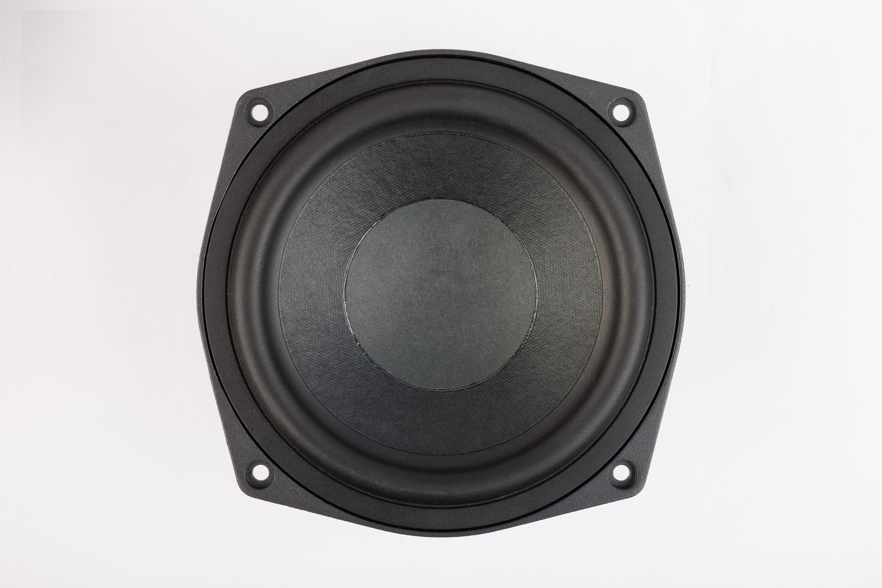 Lavoce WAN061.80 6.5 inch 8 ohm loudspeaker driver view 3