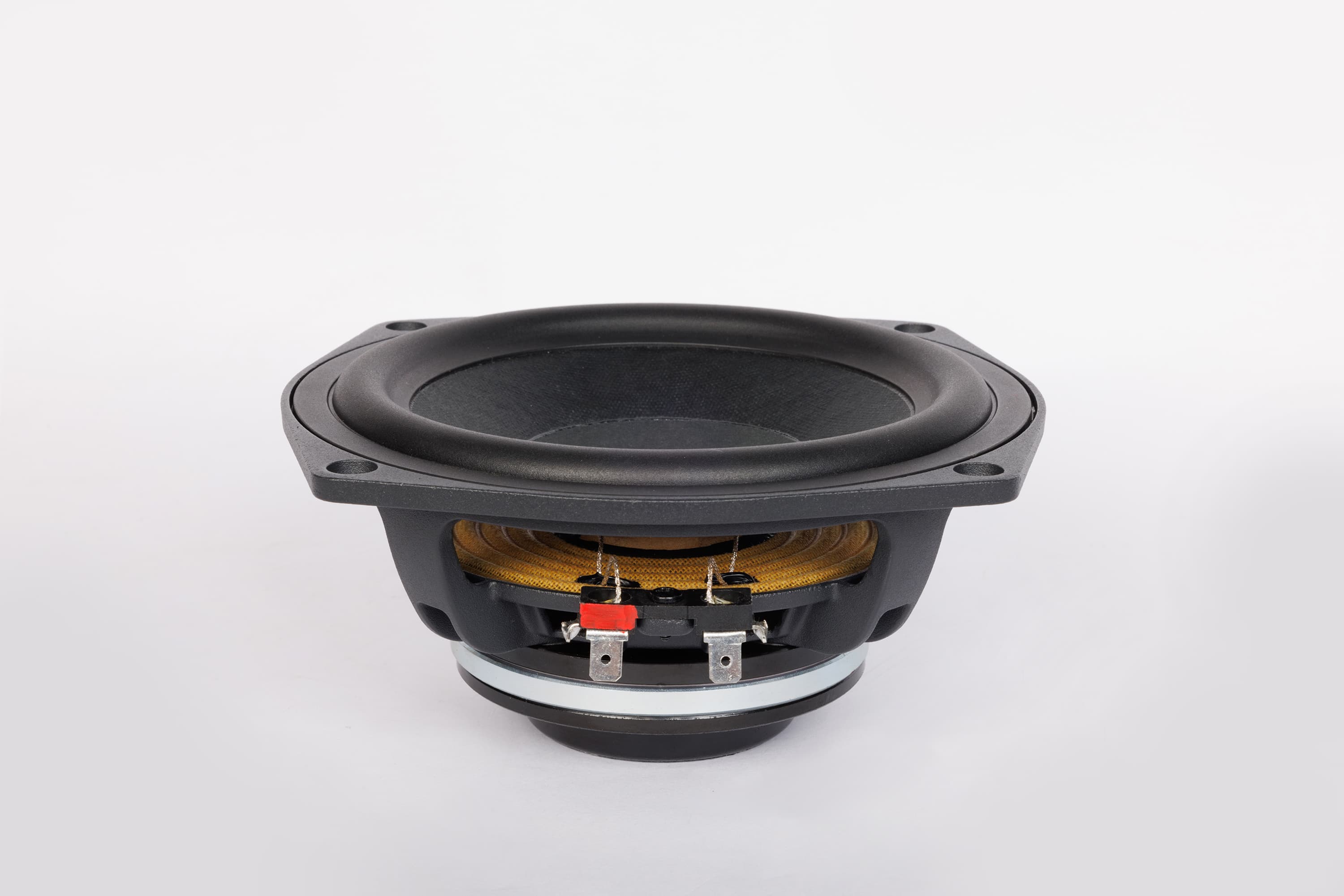 Lavoce WAN061.80 6.5 inch 8 ohm loudspeaker driver view 2