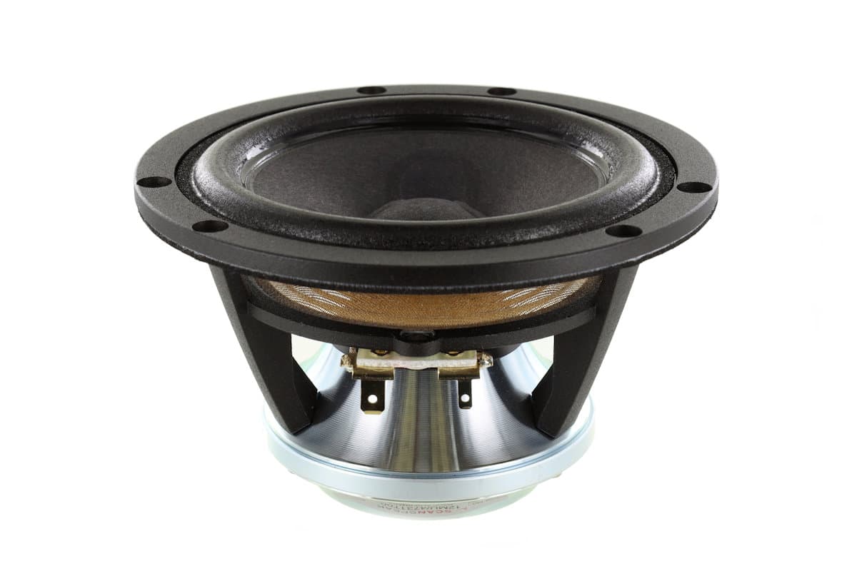 Scanspeak 12MU/4731T00 5 inch 4 ohm loudspeaker driver view 2