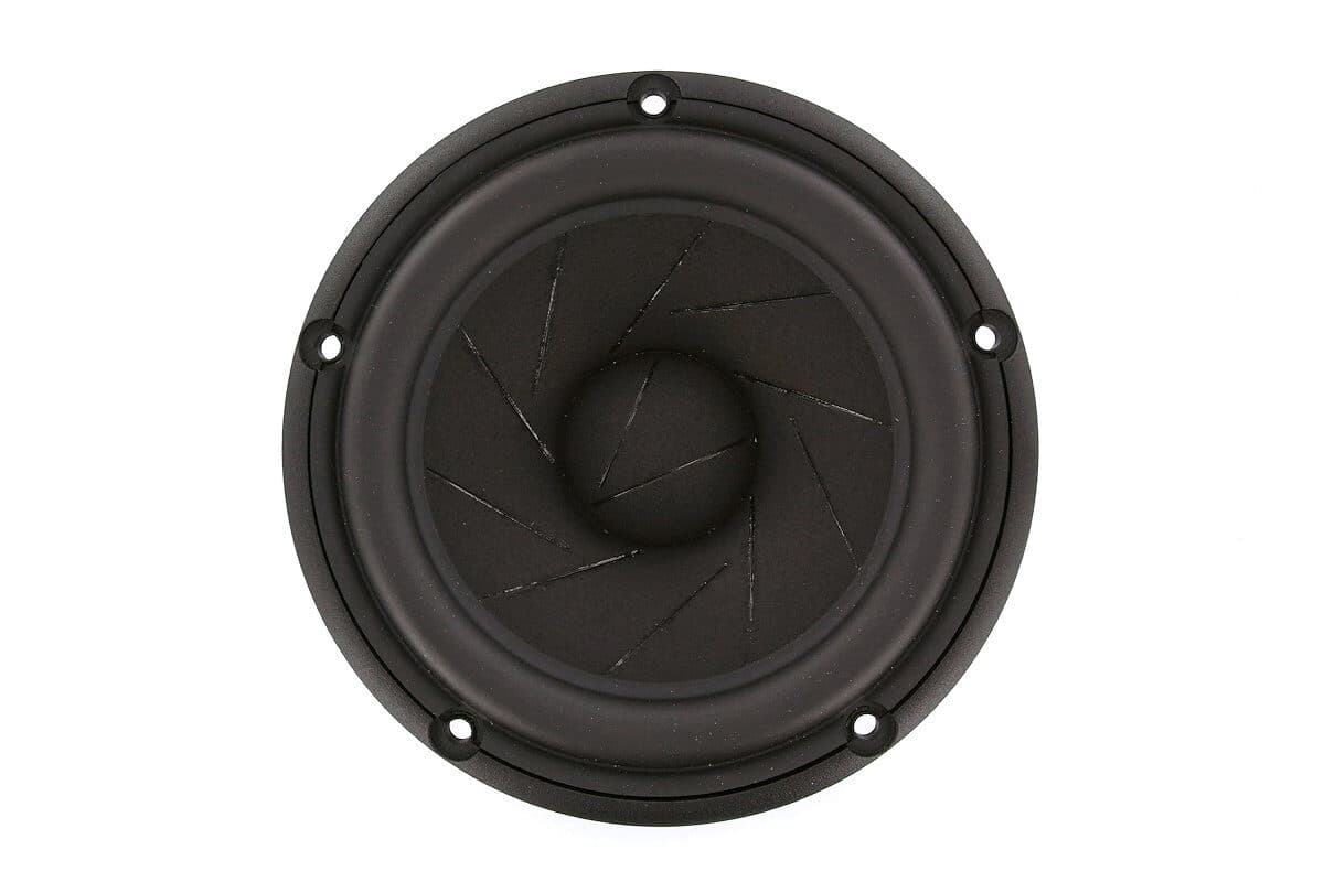 Scanspeak 15W/8531K00 6 inch 8 ohm loudspeaker driver view 2