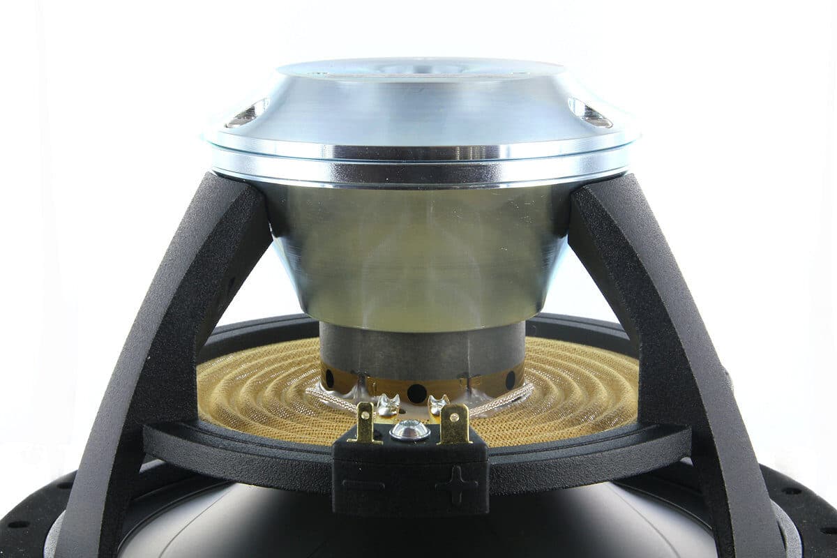 Scanspeak 18WU/4747T00 7 inch 4 ohm loudspeaker driver view 2