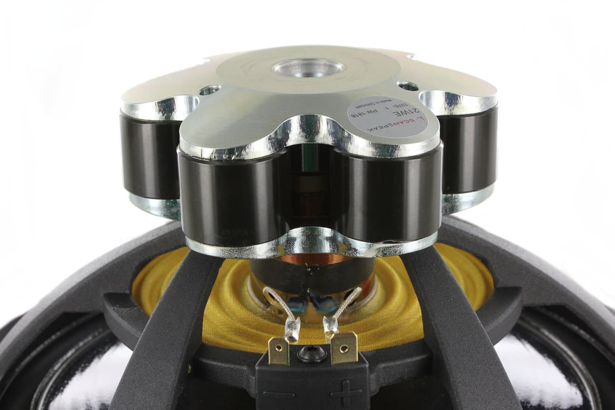 Scanspeak 21WE/4542T00 8 inch 4 ohm loudspeaker driver view 6
